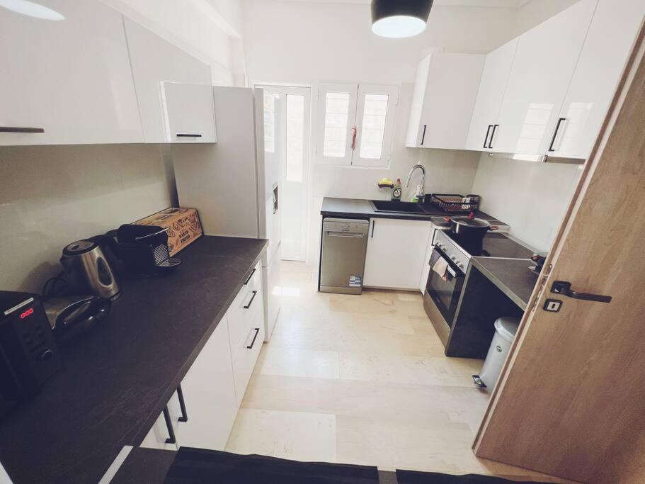 Minimal 3Br Apartment In Atene Esterno foto