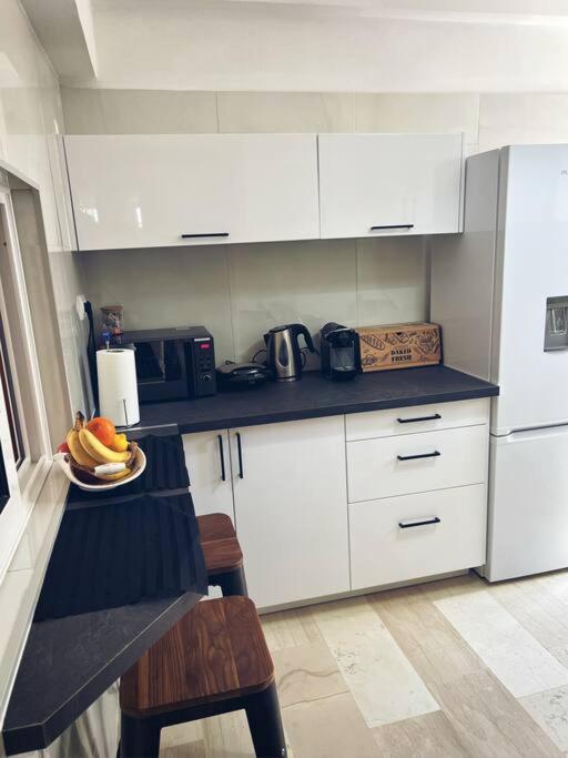 Minimal 3Br Apartment In Atene Esterno foto